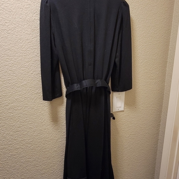 Vintage California looks dress with belt made in the USA - Picture 5 of 5